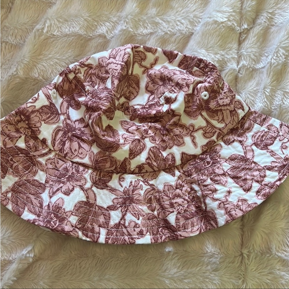 Abercrombie bucket hat